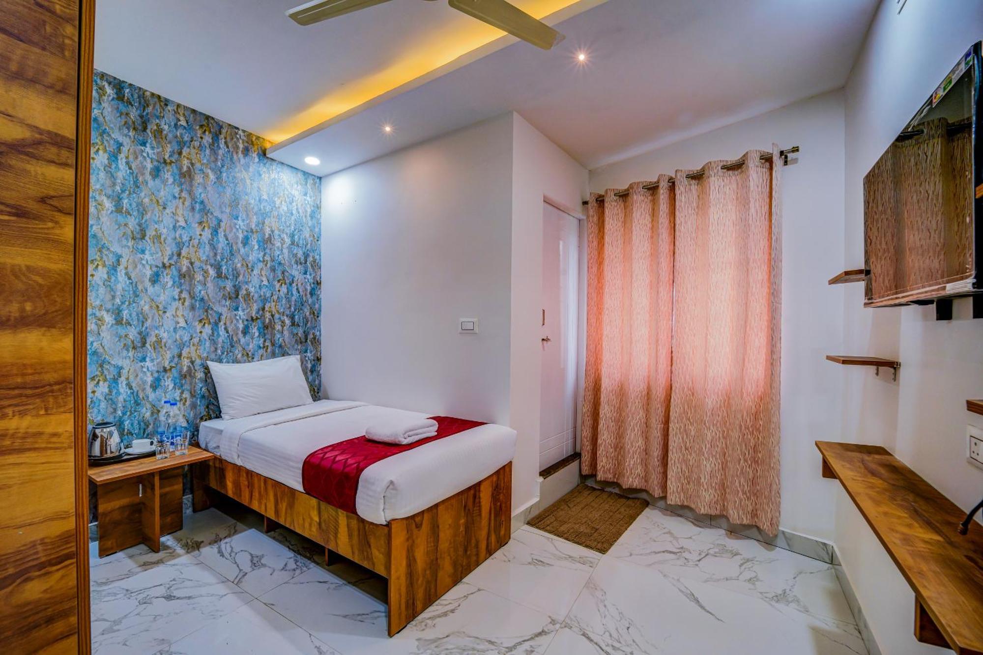 The Emerald Inn Bangalore Luaran gambar