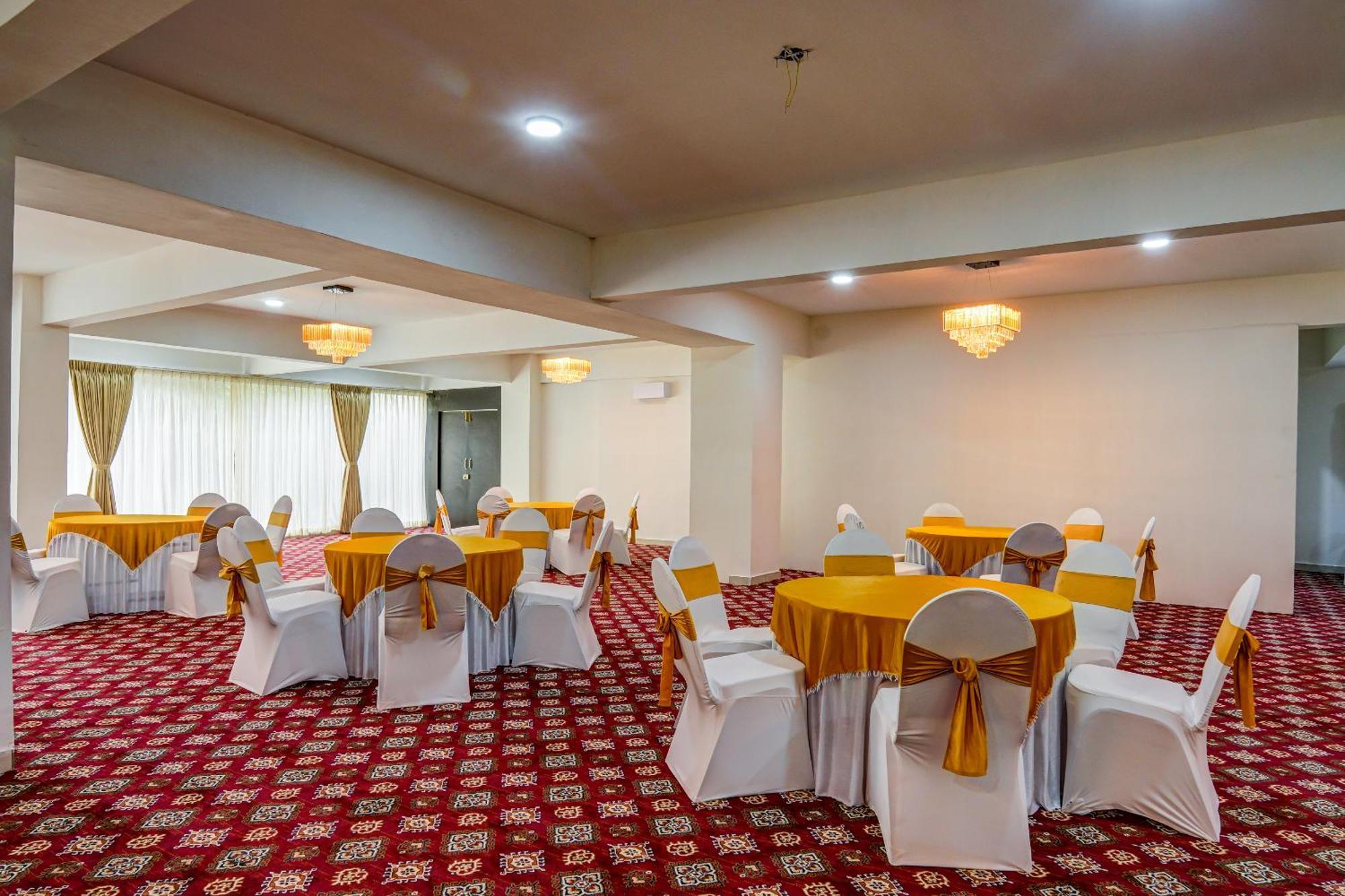 The Emerald Inn Bangalore Luaran gambar