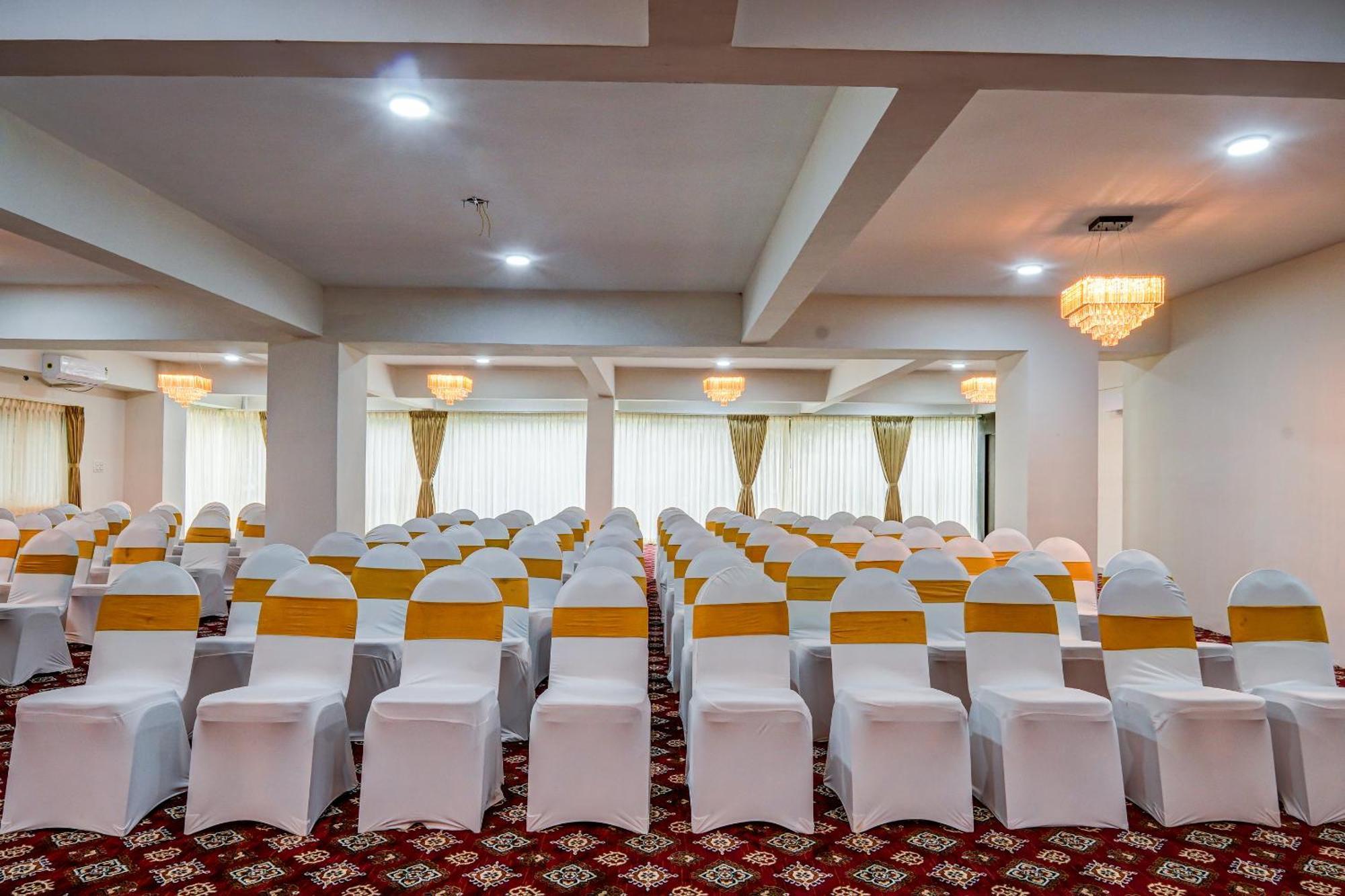 The Emerald Inn Bangalore Luaran gambar