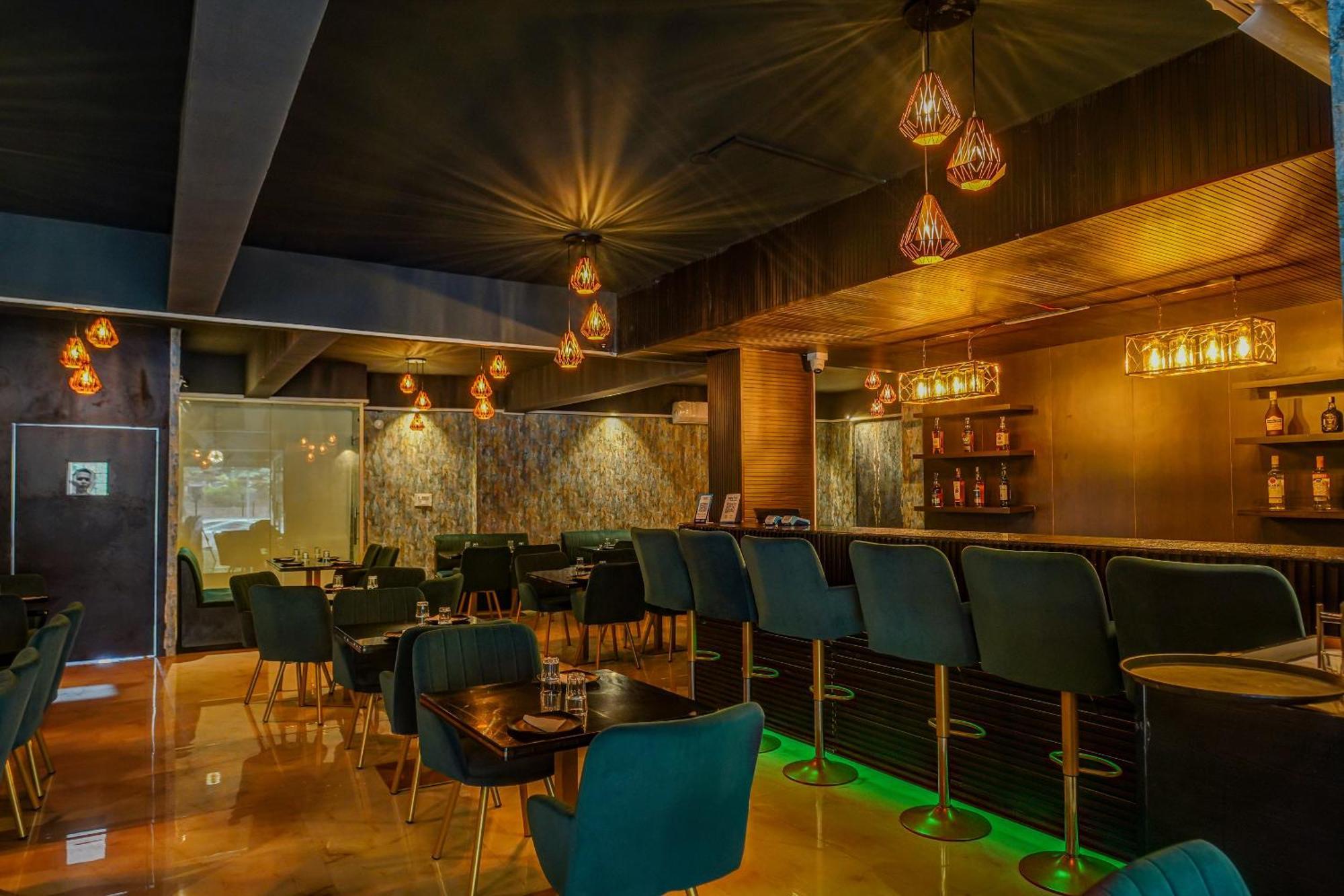 The Emerald Inn Bangalore Luaran gambar