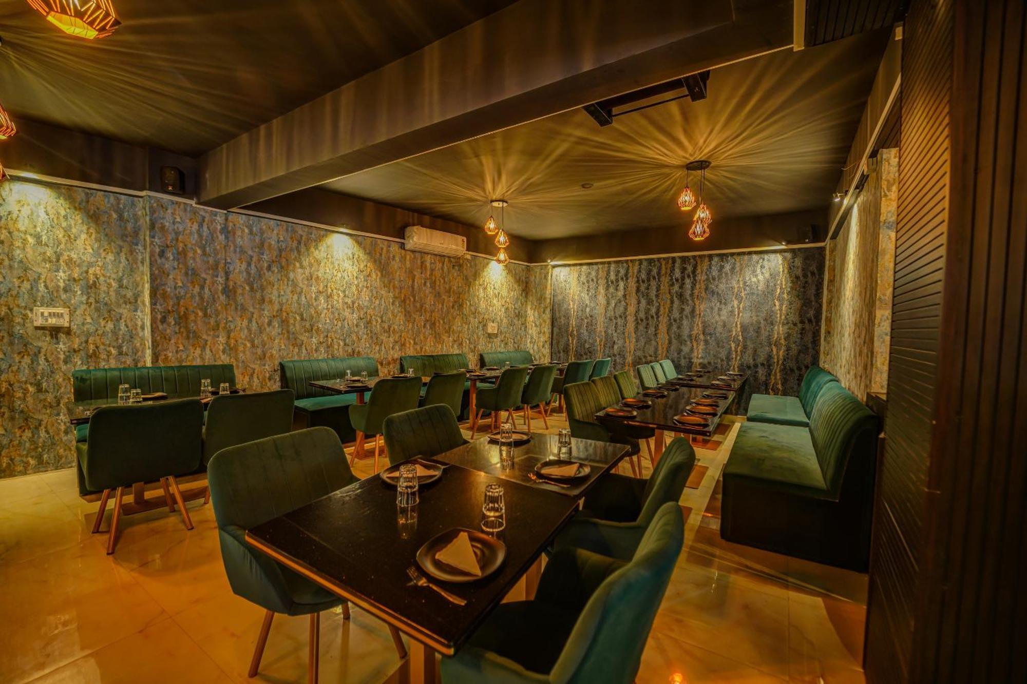 The Emerald Inn Bangalore Luaran gambar