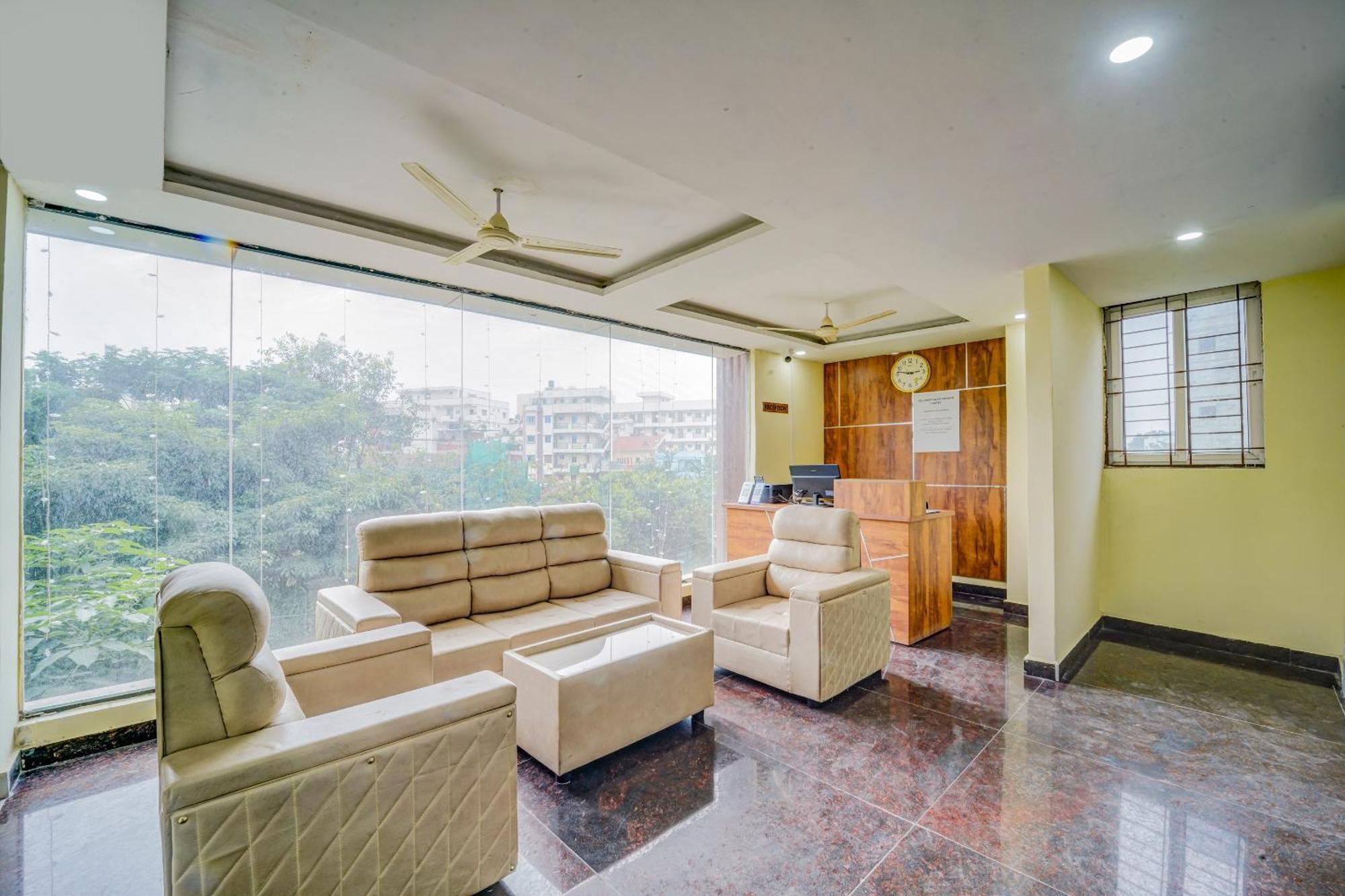 The Emerald Inn Bangalore Luaran gambar